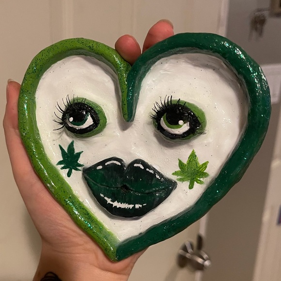 Meet your Posher, Madison - Picture 1 of 1